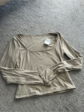 Abercrombie & Fitch Taupe Long Sleeve Scoop Neck Top